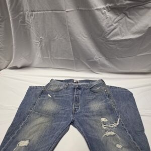 Y2k 501 Levi's Relaxed Fit Jeans in Distressed Blue